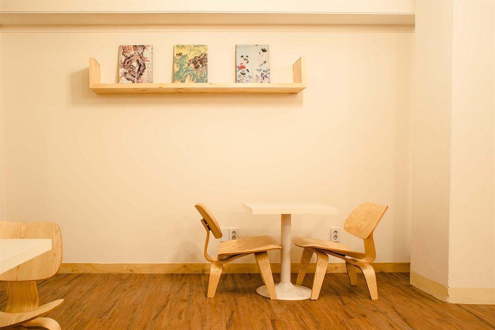 Kstar House