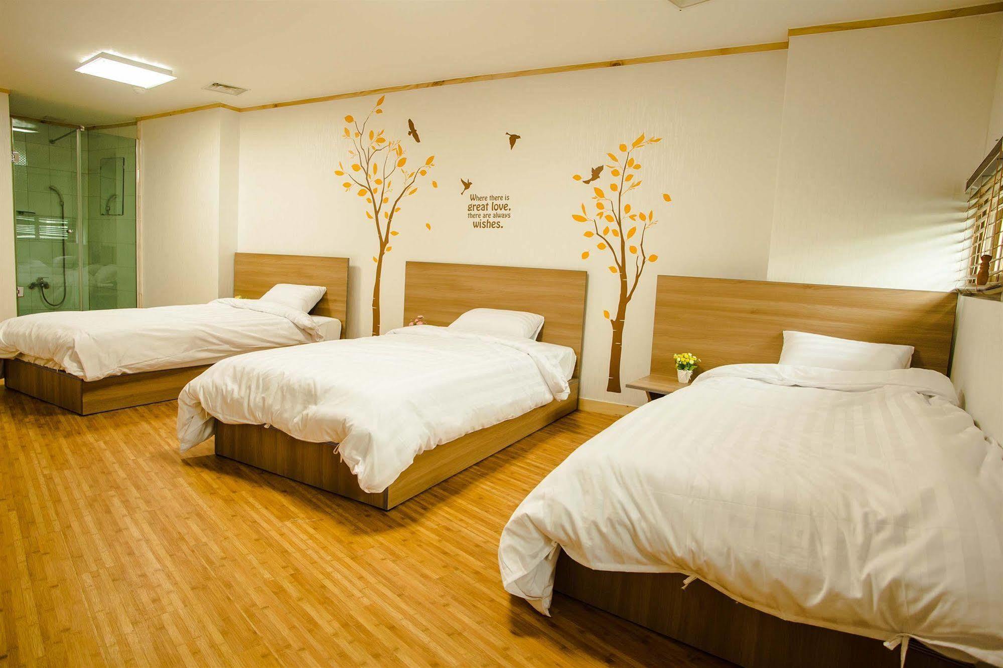 Kstar House Hotel